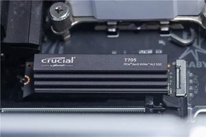 简直目瞪口呆，14500MB/s读速，英睿达T705 Pro固态硬盘快到离谱