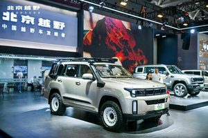 爆款方盒子强势占位，北京越野燃爆2025年粤港澳车展
