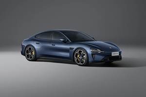 20万级新能源双雄对决：极氪007GT和小米SU7谁更值得冲？