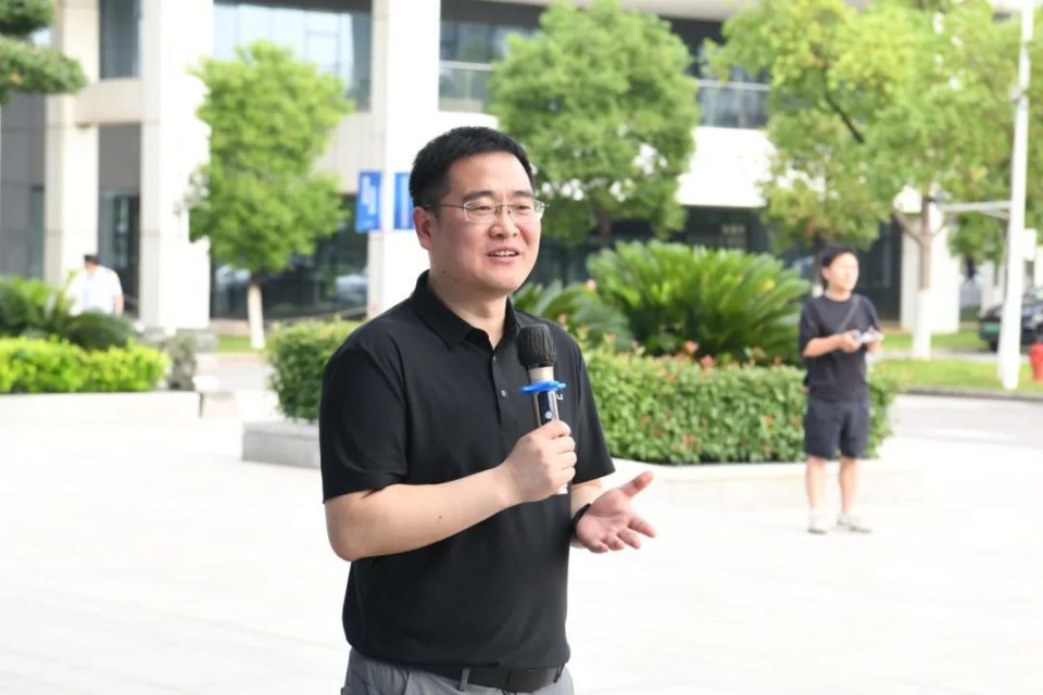 万里长测全场景体验16天！东风风神L8开启上市前质量终检