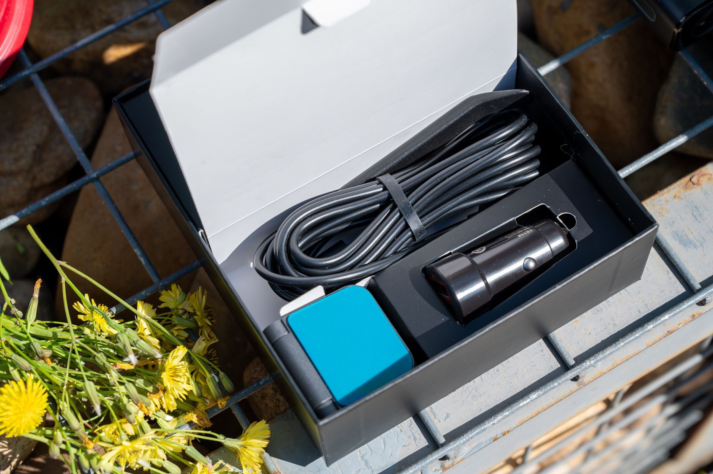 70迈M800行车记录仪：4K超清，4G联网，体验堪比电车