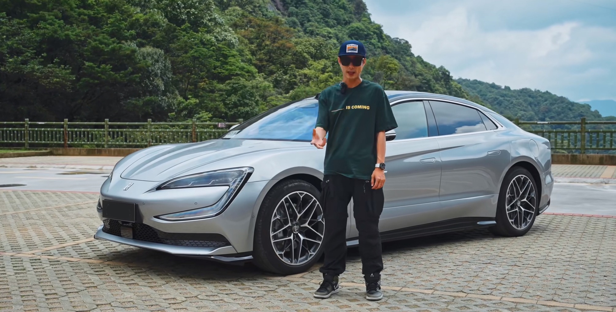 直面“78SP”，仰望U7凭什么重新洗牌豪华旗舰轿车市场？