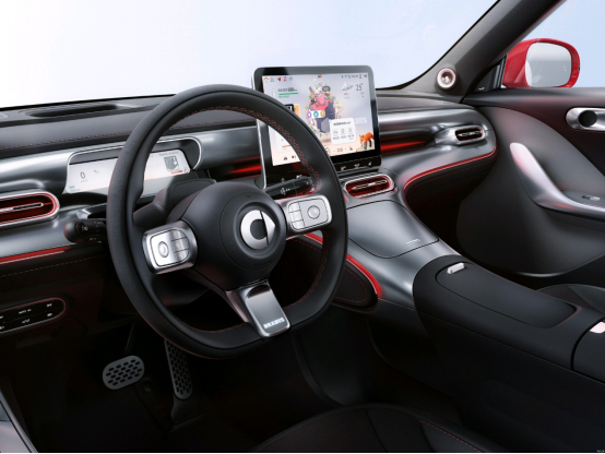 轻奢电动小钢炮的终极对决：15万买Smart精灵#1还是MINI EV？