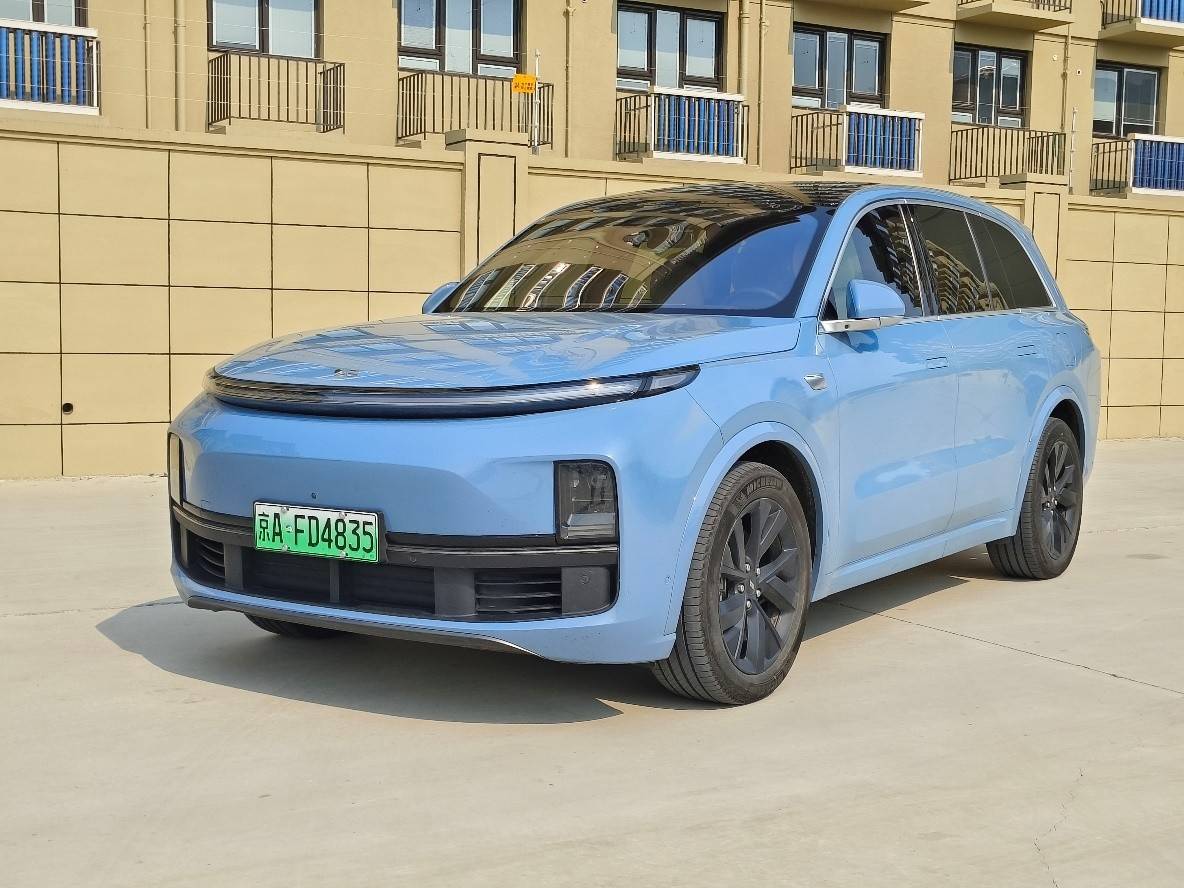 六口之家终极选车：深蓝S09对战理想L8 Pro