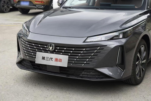 日产轩逸VS长安逸动：大降价后，哪款更值得买？
