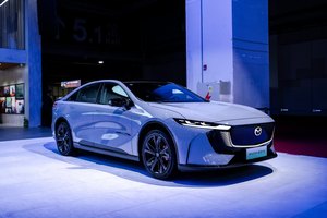 长安马自达EZ-6运动版上市：16.18万元起，能否在新能源市场杀出血路？