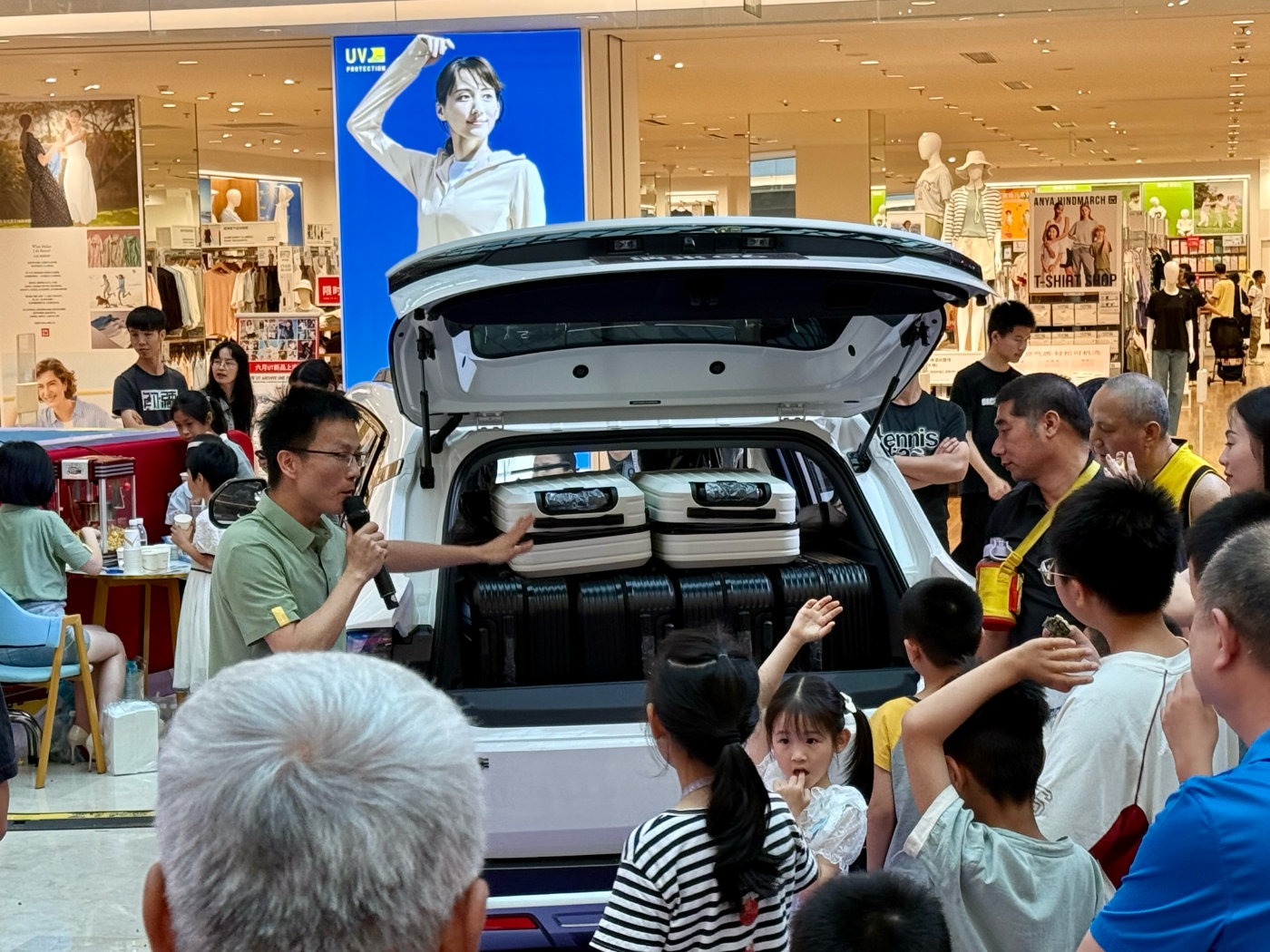 8万块配天地门，纳米06把国民车玩出了新高度！