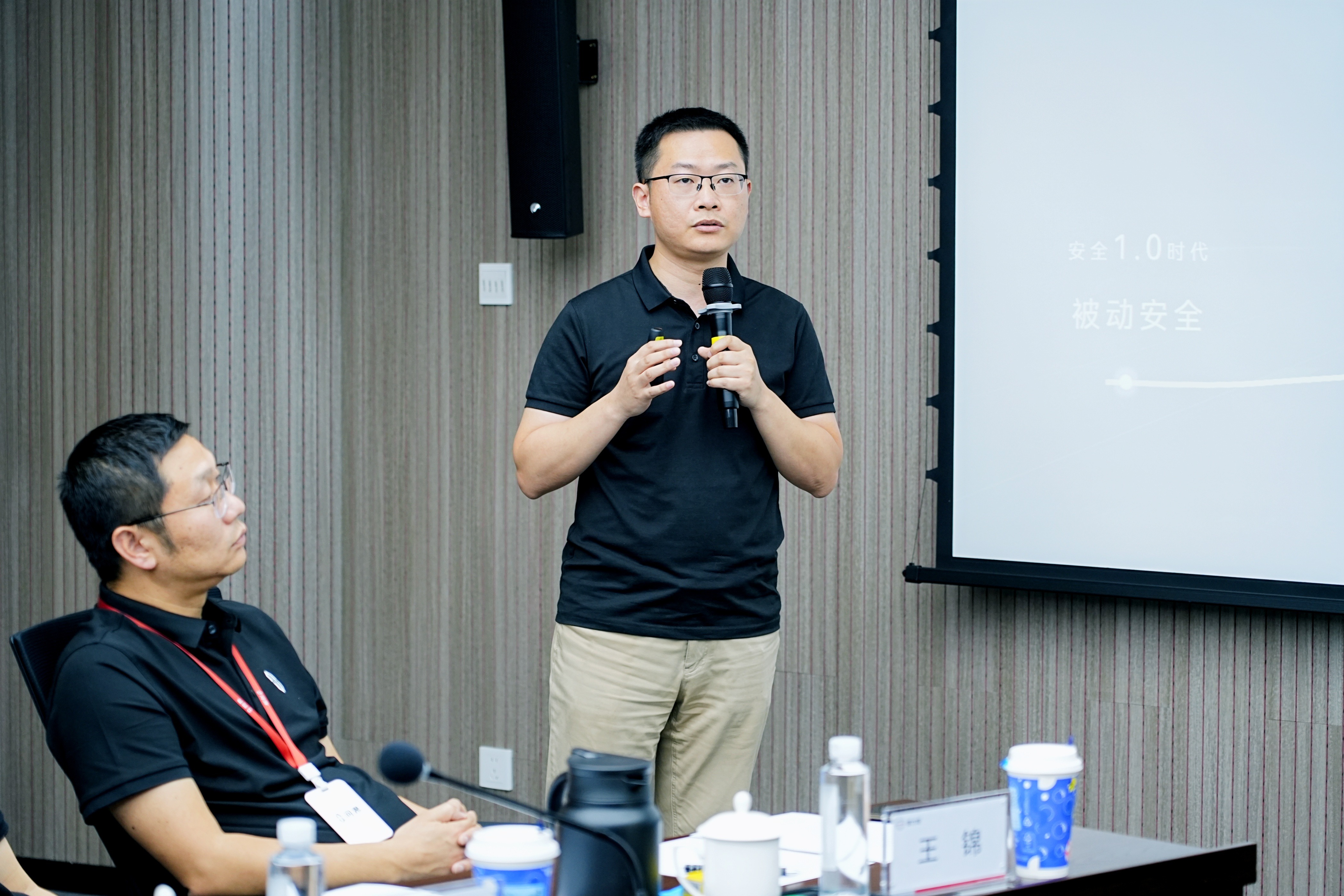 山城论“智”：2025赛力斯汽车智能化品鉴会在重庆召开