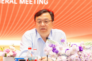 比亚迪王传福: 我们绝不拉踩同行，这是原则