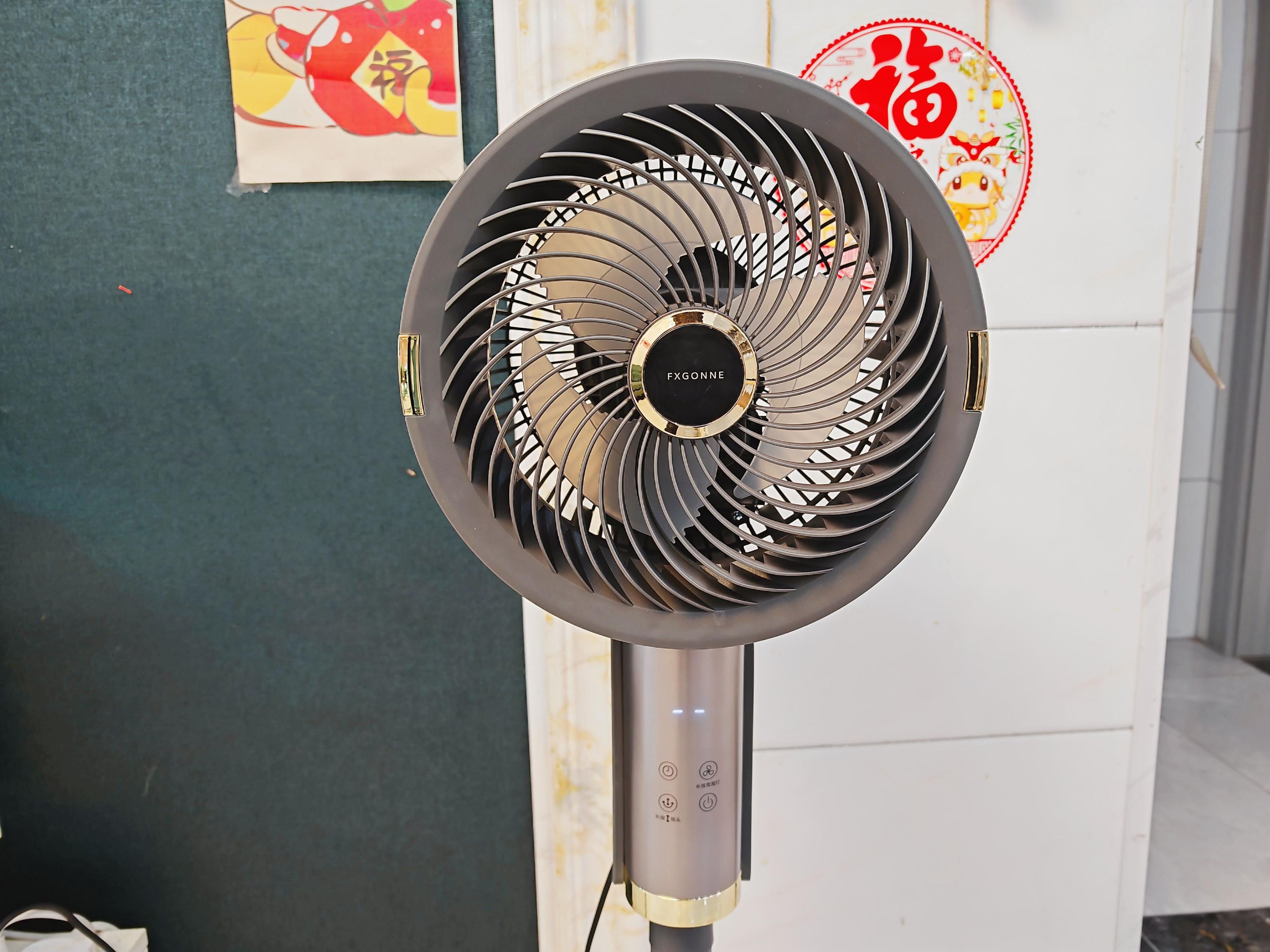挑战闷热！死磕5大飓风黑科技快速换气，母婴级降尘，宫菱循环扇测评