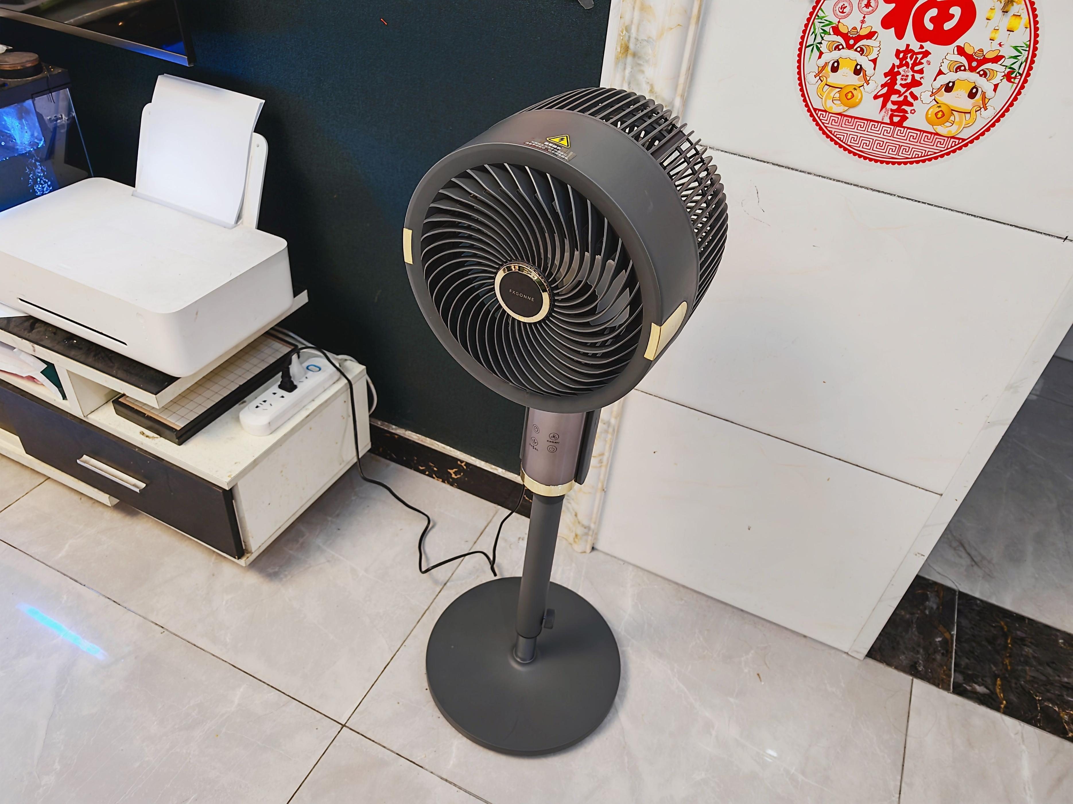 挑战闷热！死磕5大飓风黑科技快速换气，母婴级降尘，宫菱循环扇测评