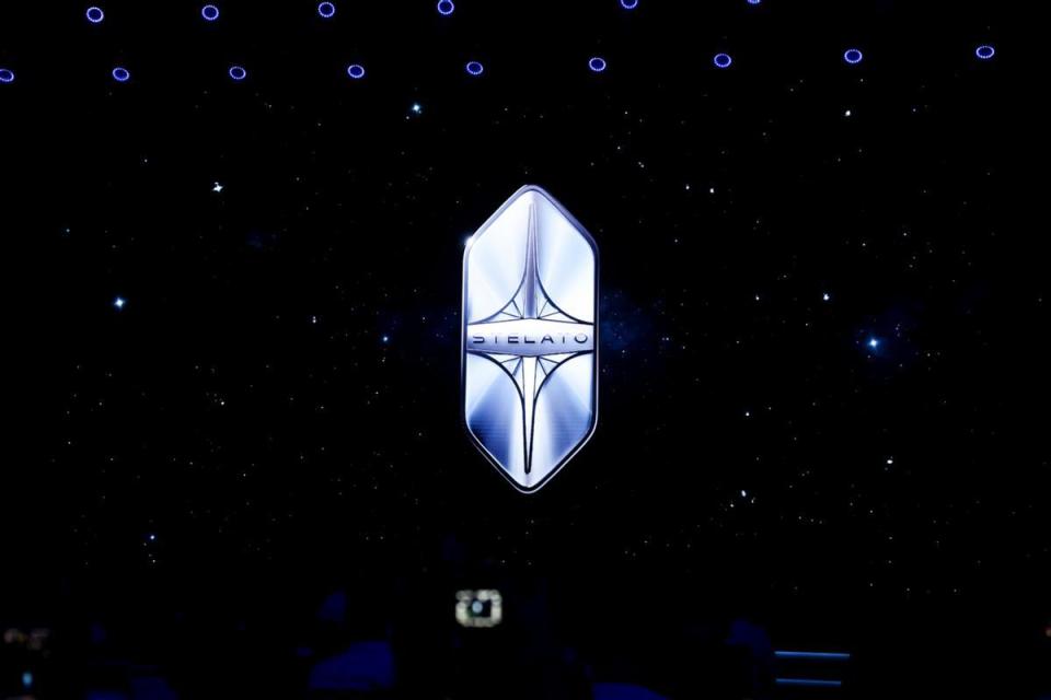 一枚车标见真心：享界把“宠粉”二字刻进了骨子里