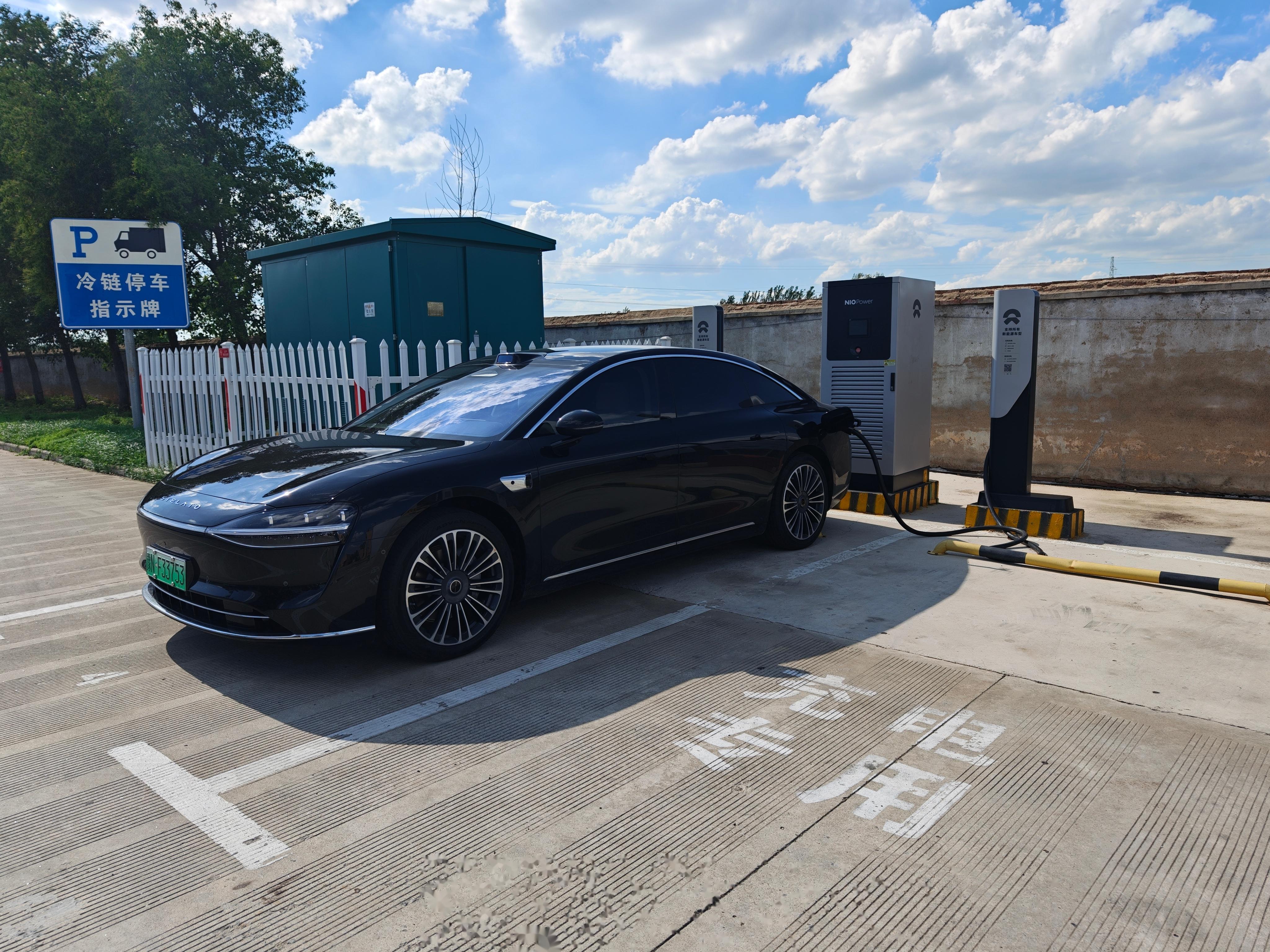 电动车1公里1毛钱，为啥一半人还坚持买油车？车主：听着都吓人