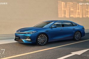 10万级电混家轿最优选！吉利银河A7预售10.38万元起