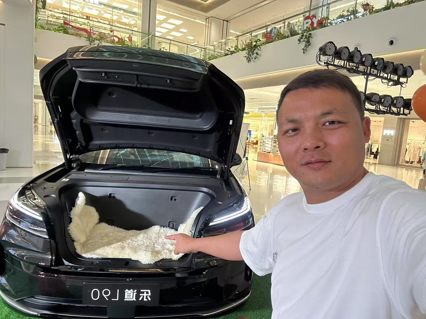 乐道L90这么大的车，租电价格只要19.39万?