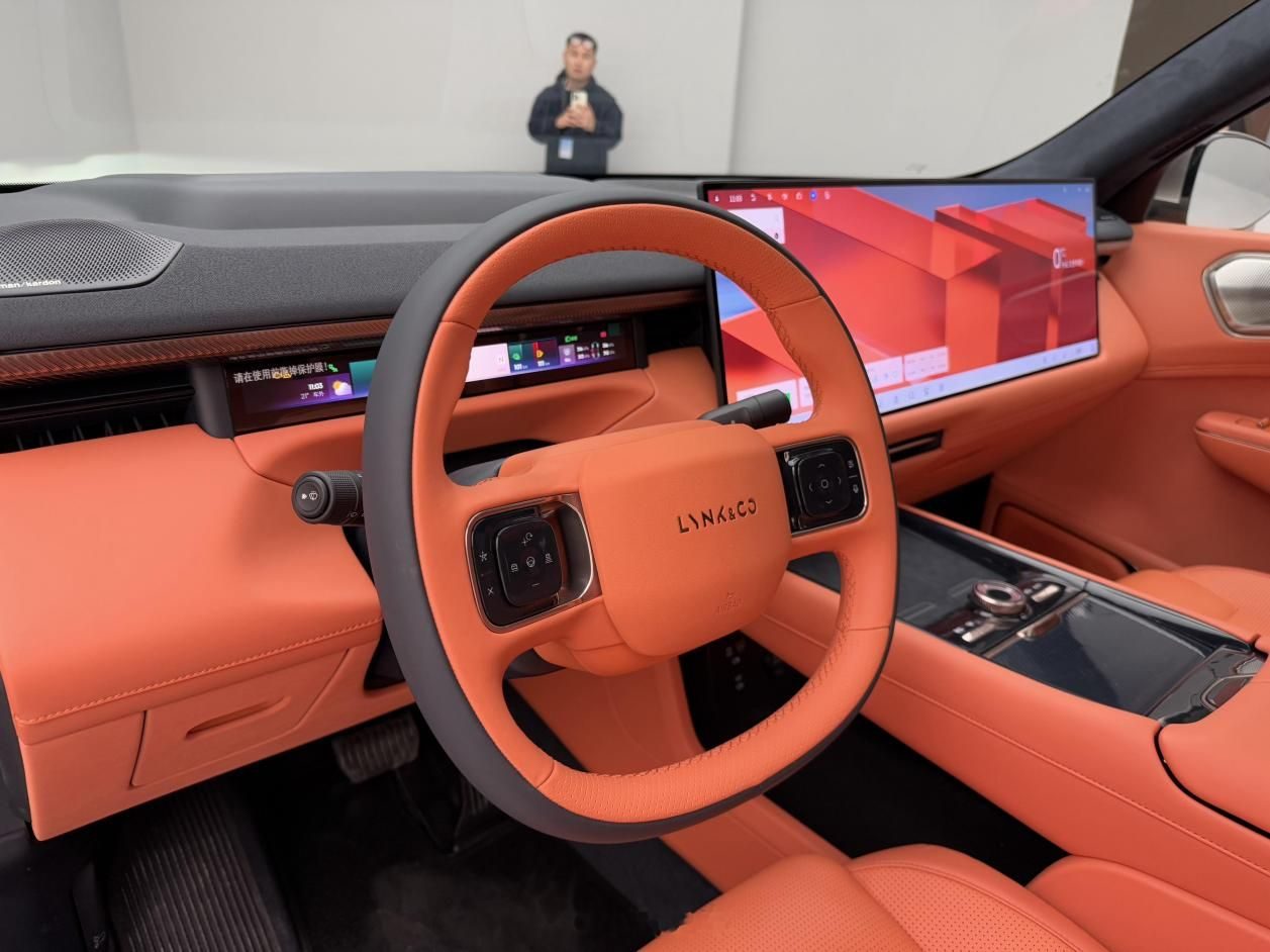 “精智消费”的风刮到了大六座SUV，深蓝S09是如何制胜领克900的？