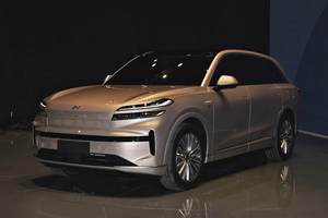 27.99万起，租电池19.39万，6/7座可选，乐道L90开启预售