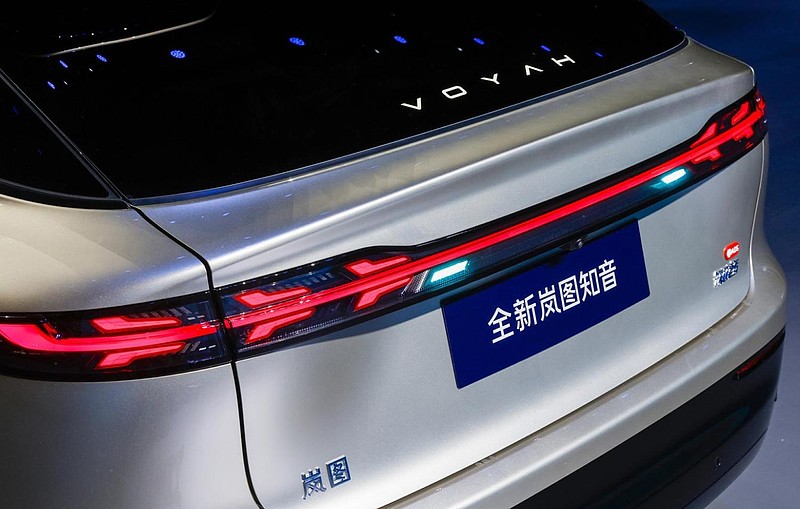 全新岚图知音亮相：搭载华为ADS 4与鸿蒙座舱5 与ModelY竞争