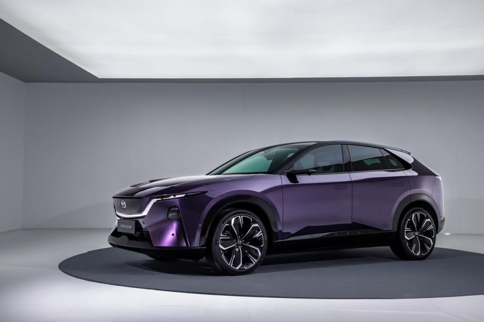 MAZDA EZ-60北国首秀 长安马自达携电动化阵营亮相2025长春车展