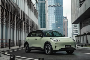 轿车稳、SUV火、MPV新，2025上半年细分领域透视！