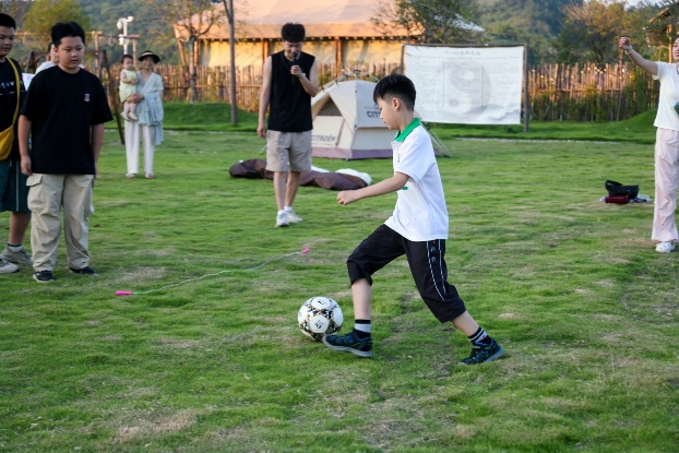乐享舒适 燃擎一夏 神龙汽车法式暑期亲子夏令营十堰站开启
