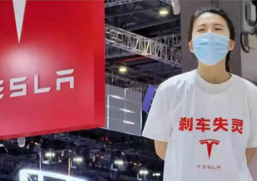 特斯拉副总裁陶琳谈“车顶维权”事件：坚持做正确的事情