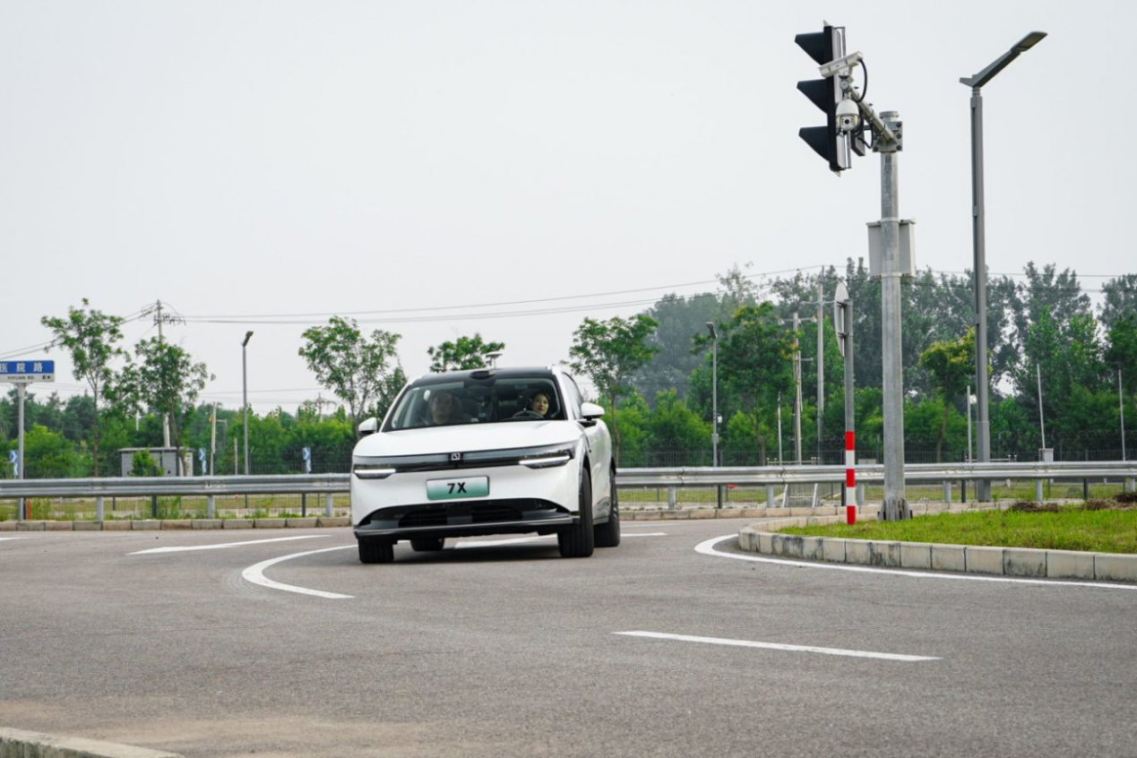 鉴定热门高端纯电SUV，从东风本田S7到Model Y，谁能真正克服晕车？