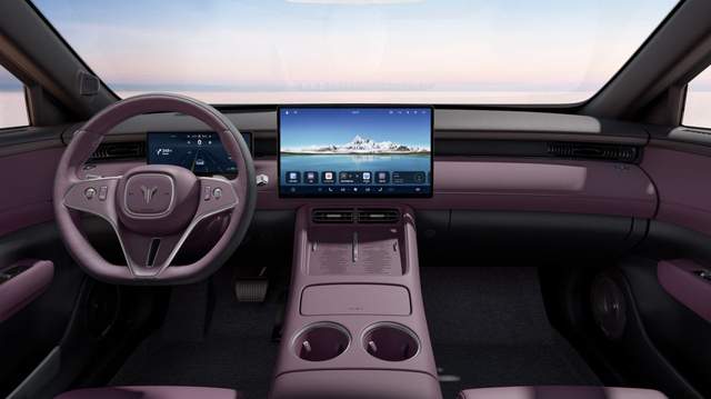 没拉踩友商，也没致敬Model Y，还得是新能源“国家队”