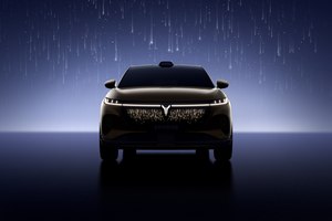 25万级最强华为纯电SUV，全新岚图知音正式亮相8月底上市