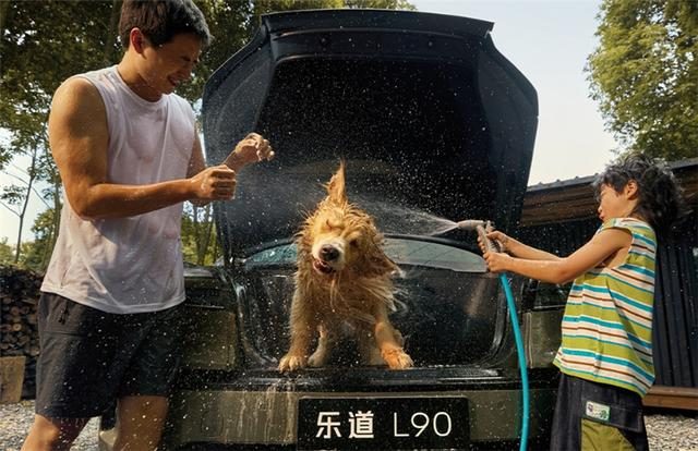 坐在乐道L90前备舱钓鱼是伪需求吗？