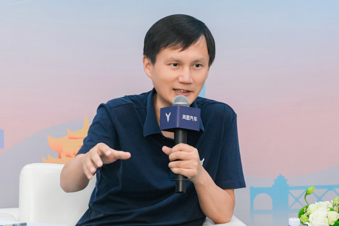 对谈岚图蒋焘：25万以内没有对手的FREE+，是怎样炼成的？