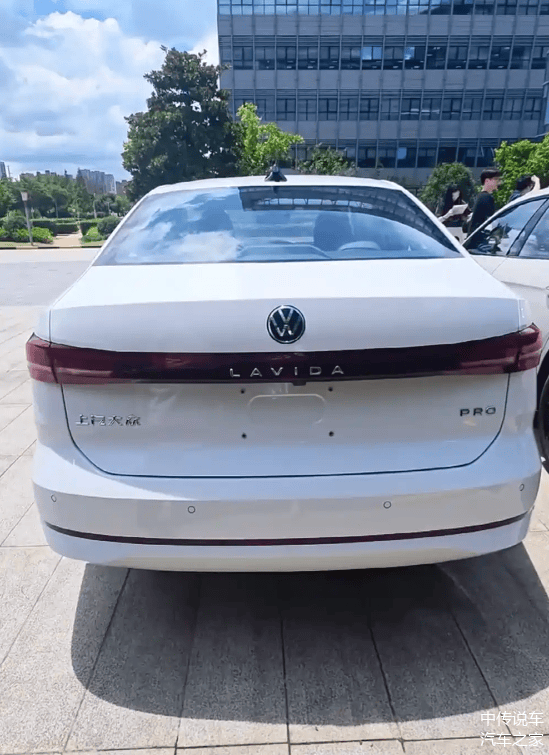 【E汽车】朗逸Pro实车谍照曝光