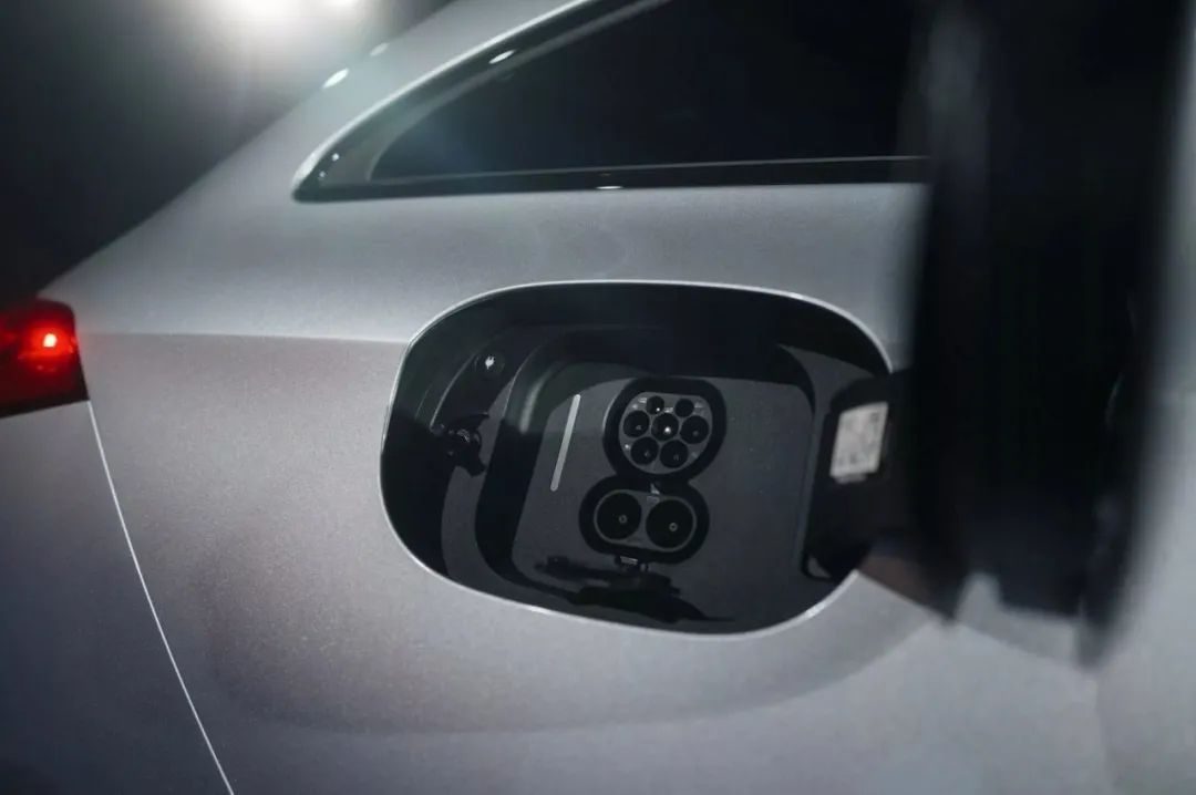 【E汽车】奔驰发布全新CLA Shooting Brake EQ车型