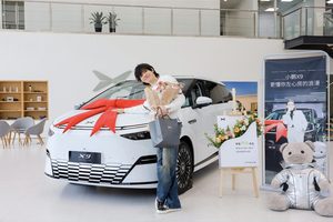 欠债已经还清，向佐再提小鹏X9，算不算实力？