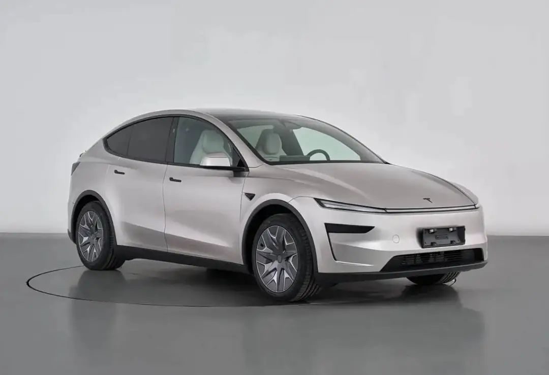 【E汽车】6座布局/秋季推出 特斯拉Model Y L申报信息公布