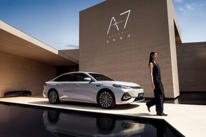 吉利银河A7加推新版型，入门预售指导价来到9万级