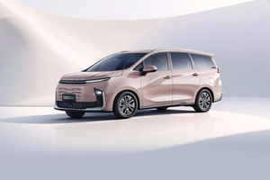 中型家用MPV怎么选？G50混动就是暑期亲子游的“家庭神车”！