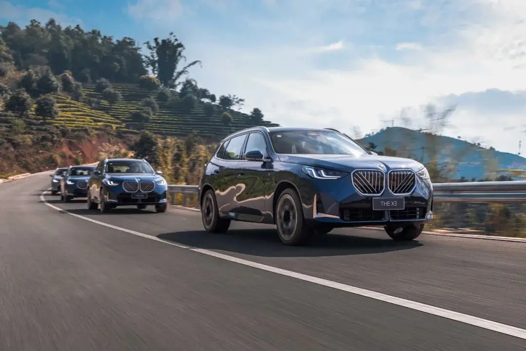 沃尔沃全新XC60与宝马X3详细比拼，豪华中型SUV怎么选才合理？