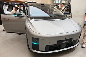 探店理想i8：造型独特有吸引力，实车体量感偏小