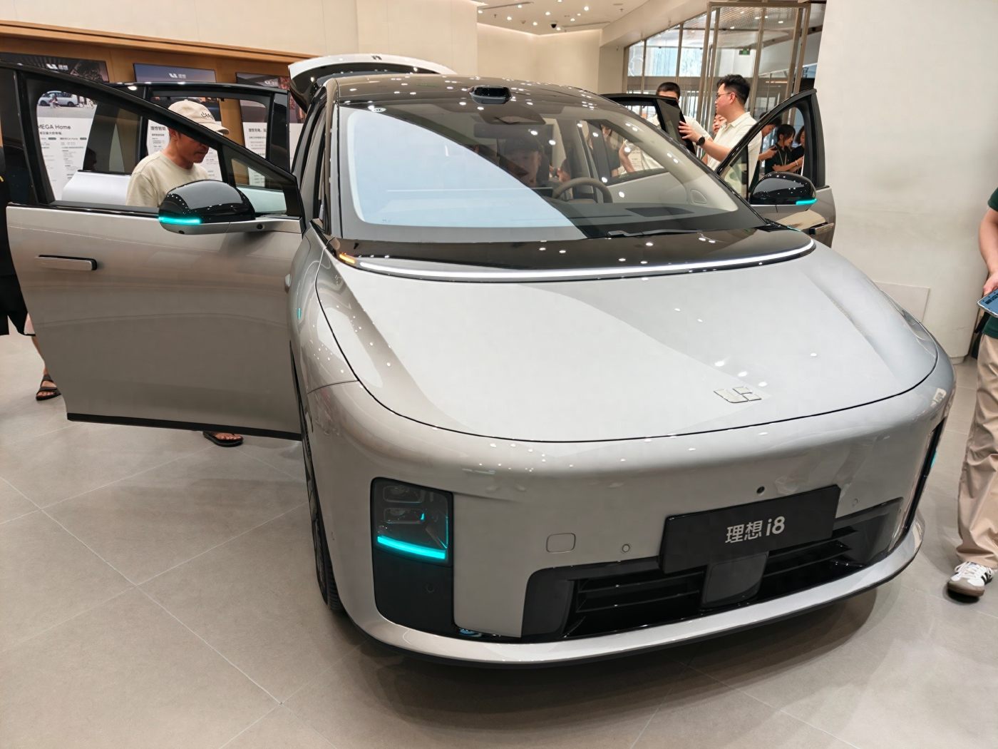 探店理想i8：造型独特有吸引力，实车体量感偏小
