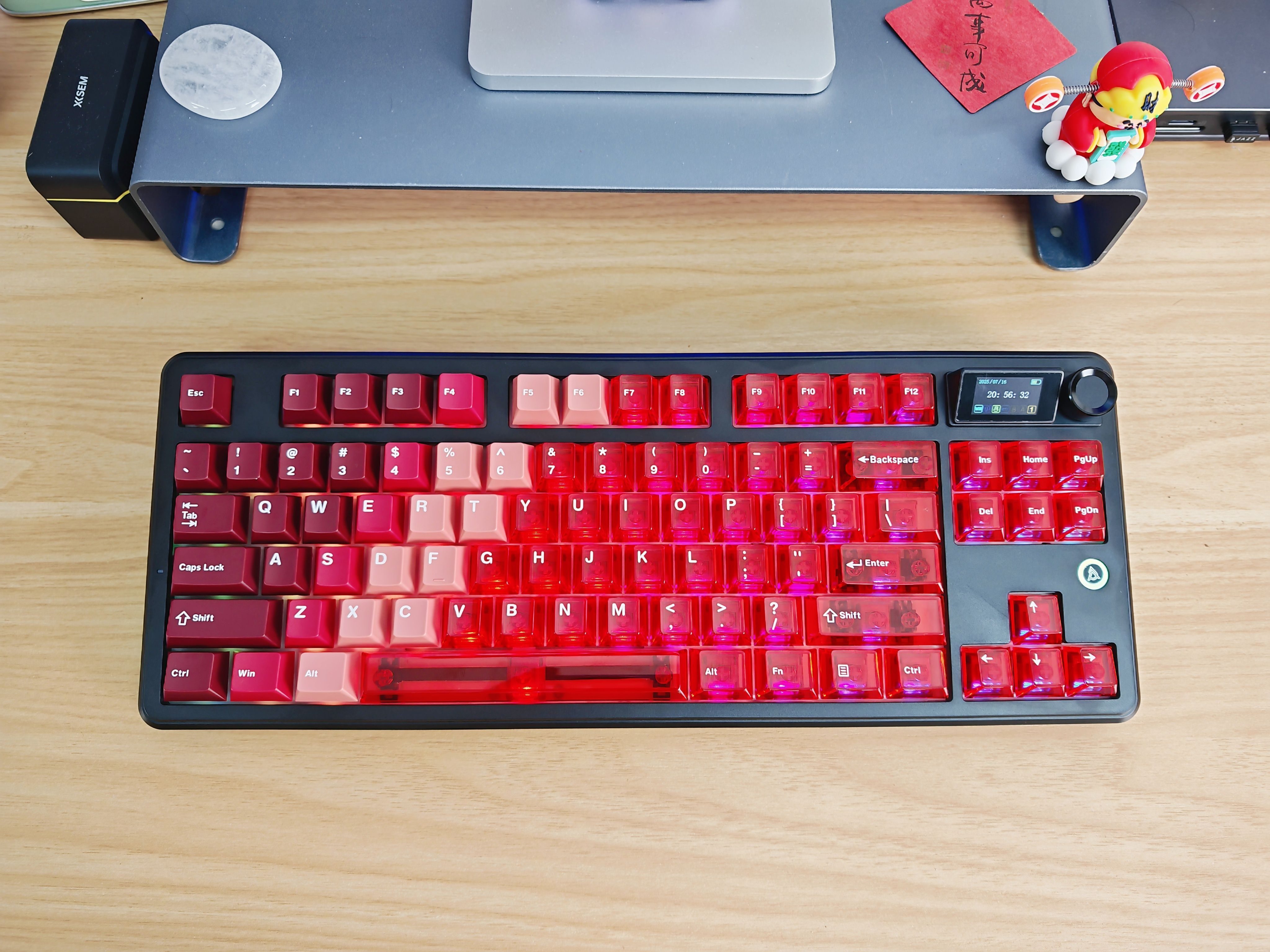 客制化、三模、RGB、1万毫安电池，黑爵MK87 机械键盘要行业内卷了