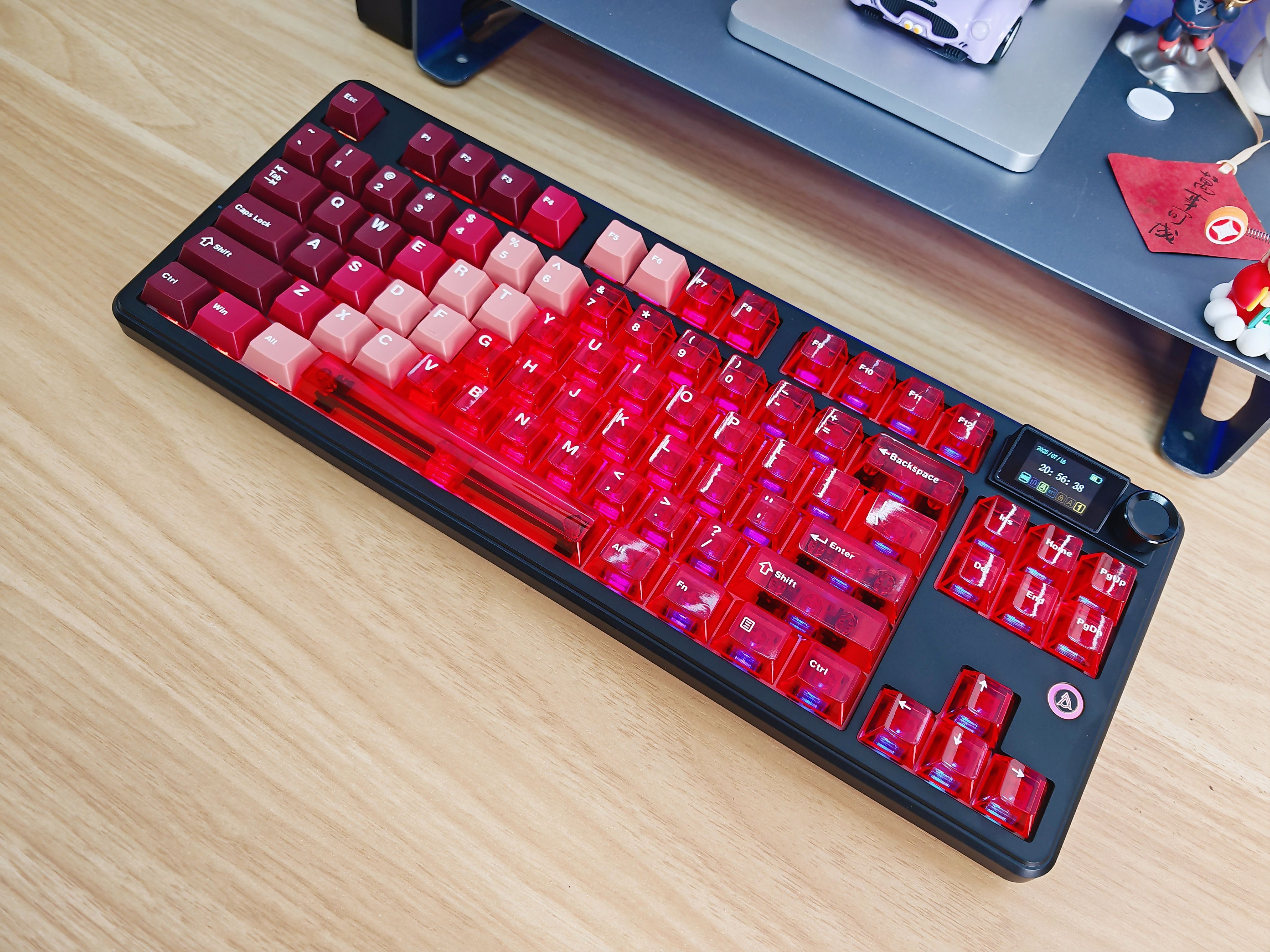 客制化、三模、RGB、1万毫安电池，黑爵MK87 机械键盘要行业内卷了