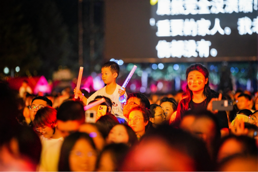 从红旗“天工之夜”，看一场颠覆行业的阳谋