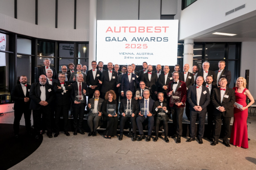 极光湾科技赢得AUTOBEST 2025大奖，树立全球电气化技术标杆第1张