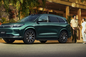 “国民SUV”问界新M7入手好时机！即刻下定可享至高64000元权益