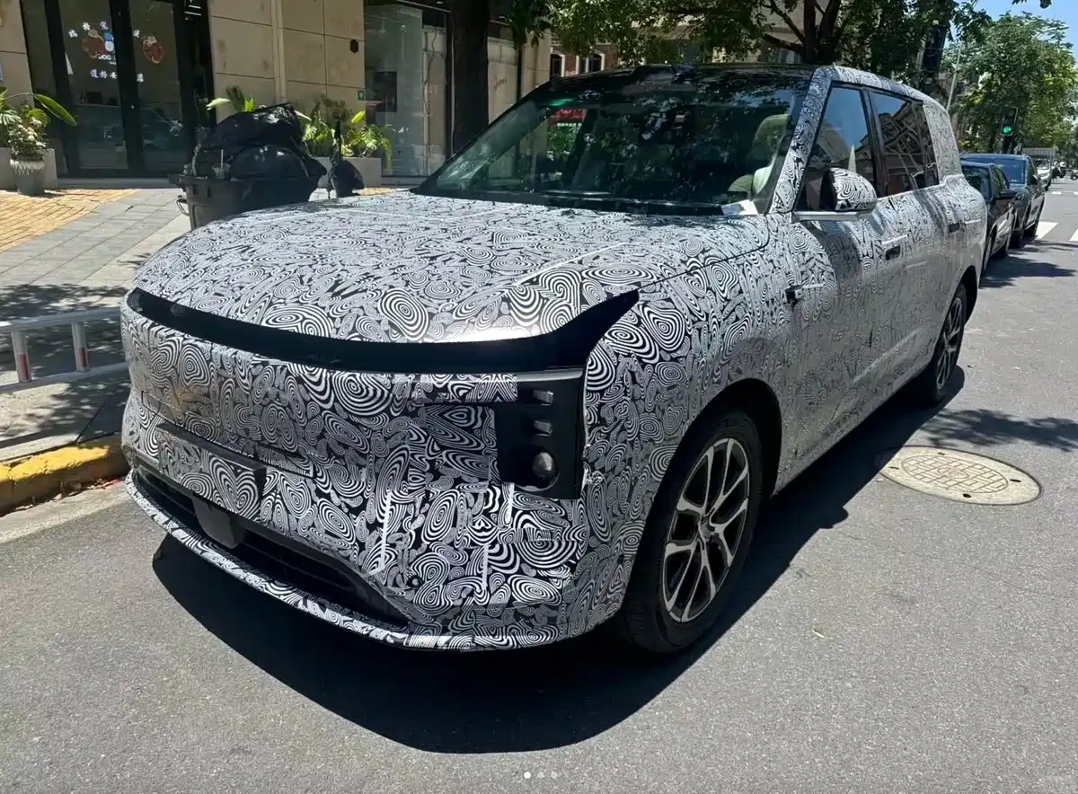 智己也要出增程车了，定位六座旗舰SUV，或第四季度发布