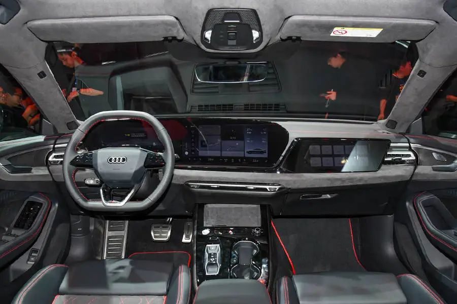 【E汽车】全新上汽奥迪A5L Sportback预售开启