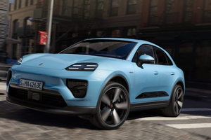 保时捷新款SUV，已经来到“4字头”，还立省3万