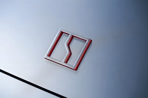 极氪被指卖“0公里二手车”？官方澄清，并称反对破坏秩序的行为