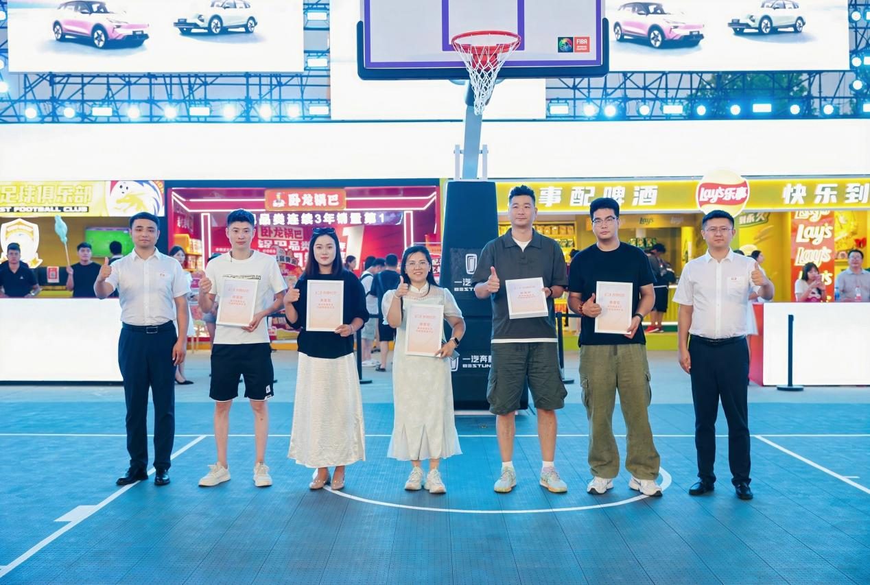 悦享万家 意启新程 奔腾悦意品牌之夜圆满落幕